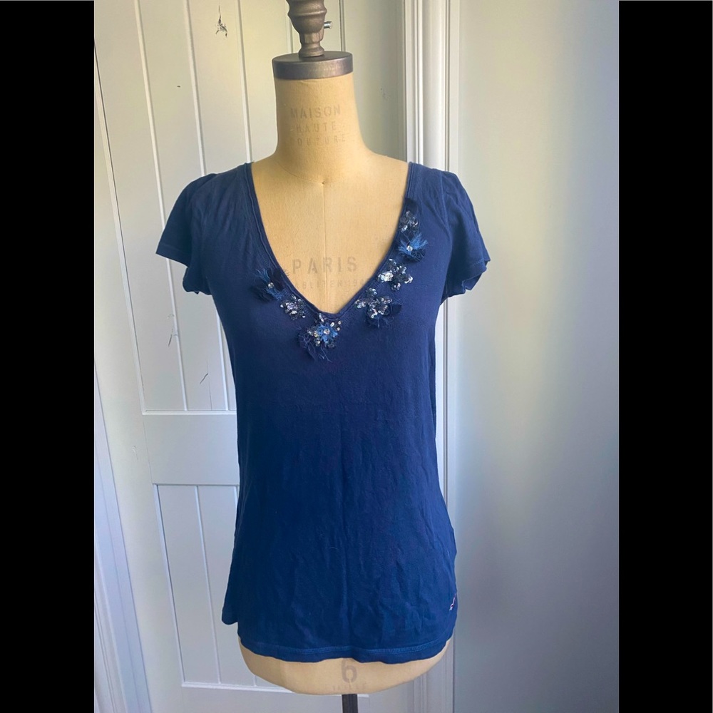 Hollister t-shirts size M